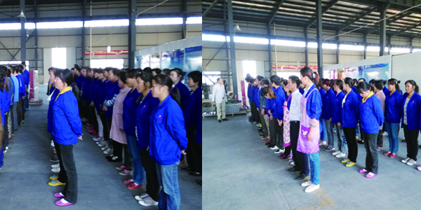 鐵盒生產車間晨會