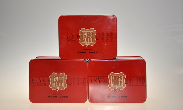 茶葉鐵盒.jpg 茶葉鐵盒.jpg